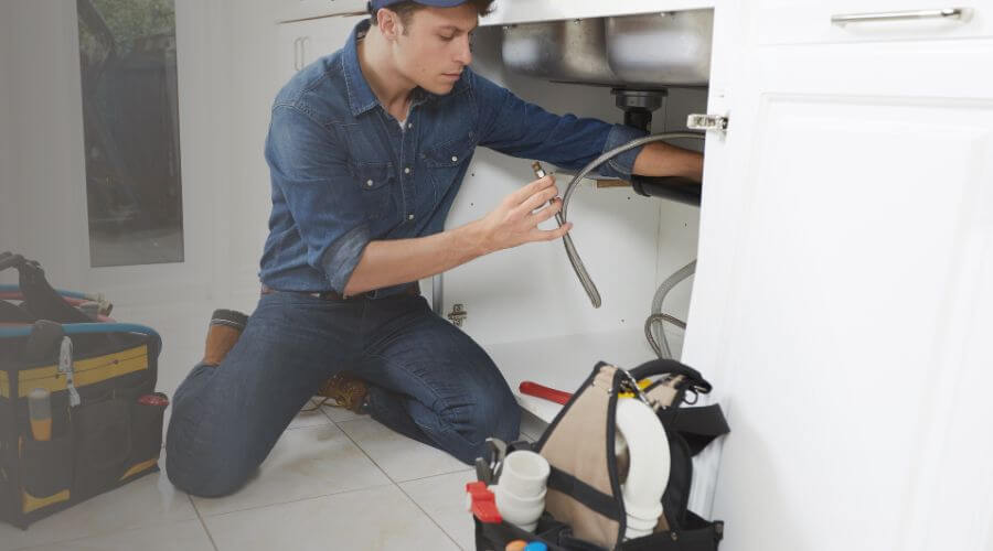 Expert burst pipe repair services in Quincy, FL
